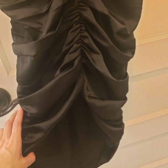 NBD Satin Ruched Hi Low dress - Picture 2 of 2